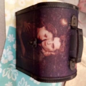 The Twilight Saga new Moon and the Vampire movie box